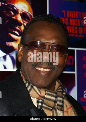 19. Januar 2006; New York, NY, USA; 28. Januar 2004-Datei Foto. Veteran US-Soulsängerin WILSON PICKETT starb im Alter von 64 nach einem Herzinfarkt in Virginia. Seine Verwaltungsgesellschaft sagte, dass er hatte in einem schlechten Gesundheitszustand für das vergangene Jahr, und zuletzt im Jahr 2004 durchgeführt. In Alabama geboren, schoss Pickett zum Ruhm in den 1960er Jahren mit Hits wie In The Midnight Hour und Mustang Sally. Pickett Stockfoto