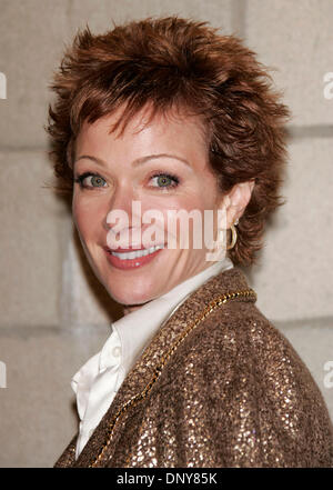 18. Januar 2006; Pasadena, Kalifornien, USA; Schauspielerin LAUREN HOLLY bei der CBS UPN SHOWTIME TCA Party statt im Windkanal. Obligatorische Credit: Foto von Lisa O'Connor/ZUMA Press. (©) Copyright 2006 von Lisa O'Connor Stockfoto