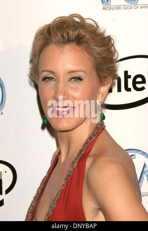 22. Januar 2006; Los Angeles, Kalifornien, USA;  Schauspielerin FELICITY HUFFMAN Hersteller Guild Awards 2006 statt im Universal Hilton Hotel. Obligatorische Credit: Foto von Paul Fenton/KPA/ZUMA Press. (©) Copyright 2006 von Paul Fenton Stockfoto