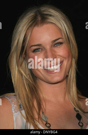 22. Januar 2006; Pasadena, Kalifornien, USA; REBECCA ROMIJN bei der NBC Winter Presse Tour TCA All Star Party statt im Hotel Ritz Carlton Huntington in Pasadena, CA. obligatorische Credit: Foto von Glenn Weiner/ZUMA Press. (©) Copyright 2006 von Glenn Weiner Stockfoto