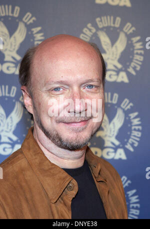 28. Januar 2006; Los Angeles, Kalifornien, USA; Regisseur PAUL HAGGIS (Crash) auf der DGA-Jahrestagung "erfüllen die nominierten: Spielfilm" Symposium feiert die Kunst und Handwerk der Regie mit denen Outstanding Directorial Achievement in Spielfilm für den DGA Award 2005 nominiert.  Obligatorische Credit: Foto von Marianna Day Massey/ZUMA Press. (©) Copyright 2006 von Marianna Tag Massey Stockfoto