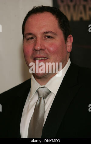 4. Februar 2006; Hollywood, Kalifornien, USA; Schauspieler/Regisseur JON FAVREAU im Presseraum an 2006 Writers Guild Awards statt im Hollywood Palladium. Obligatorische Credit: Foto von Jerome Ware/ZUMA Press. (©) Copyright 2006 von Jerome Ware Stockfoto