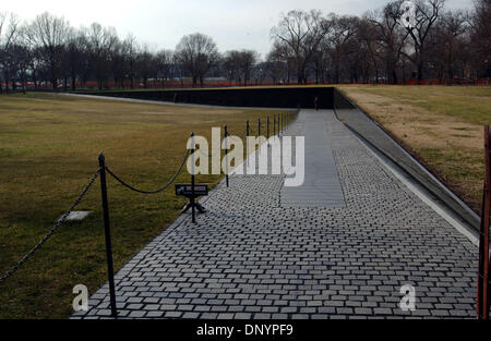 7. Februar 2006; Washington, DC, USA; Das Vietnam Veterans War Memorial befindet sich in Washington, DC.  Aus seiner gefeierten Symbole des Patriotismus, seine unentdeckten Nachbarschaften begeistern die Sehenswürdigkeiten und Geräusche der Hauptstadt der Nation Millionen von Besuchern jedes Jahr. Vollgepackt mit Sehenswürdigkeiten, kostenlosen Attraktionen und eine endlose Kalender der Veranstaltungen, bietet das ganze Jahr über Washington, DC Stockfoto