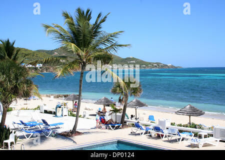 23. Februar 2006; Christiansted, Saint Croix, Amerikanische Jungferninseln;  Das Schwimmbad im Divi Carina Bay Resort Hotel and Casino befindet sich auf der südöstlichen Seite der Insel. Obligatorische Credit: Foto von Camilla Zenz/ZUMA Press. (©) Copyright 2006 von Camilla Zenz Stockfoto