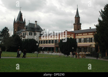 25. Februar 2006; Weinheim, Deutschland; (Foto-Datei: unbekanntes Datum) Szene aus Schlosspark (d.h. Schlosspark) mit Sitz in Weinheim, Deutschland. Obligatorische Credit: Foto von Tina Fultz/ZUMA Press. (©) Copyright 2006 by Tina Fultz Stockfoto