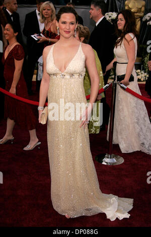 5. März 2006; Hollywood, Kalifornien, USA; OSCARS 2006: JENNIFER GARNER, die Ankunft in der 78. Oscar-Verleihung im Kodak Theatre in Hollywood statt. Obligatorische Credit: Foto von Lisa O'Connor/ZUMA Press. (©) Copyright 2006 von Lisa O'Connor Stockfoto