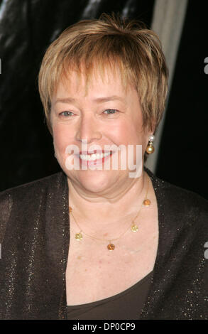 8. März 2006; New York, NY, USA; Schauspielerin bei der Weltpremiere von "Ausfall zu starten" im Clearview Chelsea West Theatre statt. Obligatorische Credit: Foto von Nancy Kaszerman/ZUMA Press. (©) Copyright 2006 von Nancy Kaszerman Stockfoto