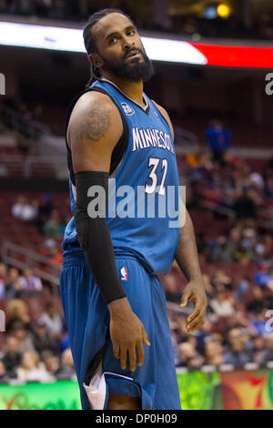 6. Januar 2014: Minnesota Timberwolves Zentrum Ronny Turiaf (32) reagiert während des NBA-Spiels zwischen den Minnesota Timberwolves und die Philadelphia 76ers im Wells Fargo Center in Philadelphia, Pennsylvania. Die Timberwolves gewinnen 126 / 95. (Christopher Szagola/Cal Sport Media) Stockfoto