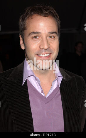 12. April 2006; Los Angeles, Kalifornien, USA;  Schauspieler JEREMY PIVEN am 3. jährliche LA Lakers und Celebrity Casino Nacht Celebrity Poker Invitational, profitieren die Los Angeles Lakers Jugendstiftung abgehaltenen Barker Aufhänger, Santa Monica.                               Obligatorische Credit: Foto von Paul Fenton-KPA/ZUMA KPA... (©) Copyright 2006 von Paul Fenton-KPA Stockfoto