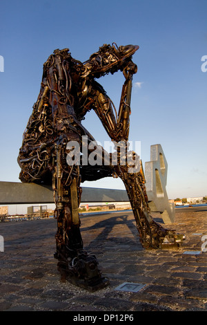 Mann der Stahlskulptur, Kopenhagen, Dänemark, Architektur Stockfoto