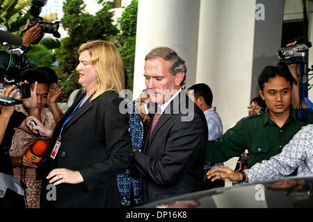 21. April 2006; Jakarta, Indonesien; Anti-Australien sieht Demonstration während Michael l ' Estrange-Sekretariat Departement für auswärtige Angelegenheiten und Handel-Besuch in Jakarta im Visum Papua. Obligatorische Credit: Foto von Toto Santiko Budi/JiwaFoto/ZUMA Press. (©) Copyright 2006 von JiwaFoto Stockfoto