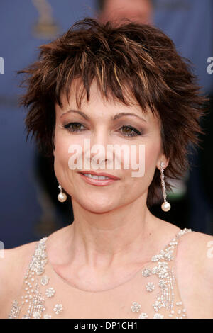 28. April 2006; Hollywood, Kalifornien, USA; EMMA SAMMS an den 2006 Daytime Emmy Awards obligatorisch Credit: Foto von Lisa O'Connor/ZUMA Press. (©) Copyright 2006 von Lisa O'Connor Stockfoto