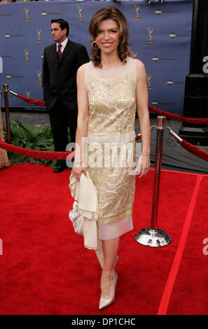 28. April 2006; Hollywood, Kalifornien, USA; FINOLA HUGHES bei den 2006 Daytime Emmy Awards obligatorisch Credit: Foto von Lisa O'Connor/ZUMA Press. (©) Copyright 2006 von Lisa O'Connor Stockfoto