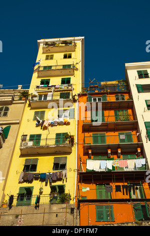 Residential Gehäuse Wohnhäuser Wohnblöcke vor den neuen Hafen Genua Ligurien Italien Europa Stockfoto