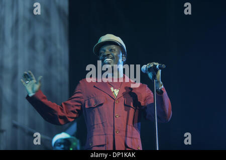 3. Mai 2006; New York, NY, USA; Anthony Hamilton im Beacon Theater.  Obligatorische Credit: Foto von Aviv klein/ZUMA Press. (©) Copyright 2006 von Aviv klein Stockfoto