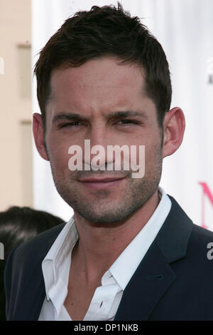 7. Mai 2006; Los Angeles, Kalifornien, USA; Schauspieler ENRIQUE MURCIANO während Ankünfte in den NCLR ALMA Awards 2006 im Shrine Auditorium. Obligatorische Credit: Foto von Jerome Ware/ZUMA Press. (©) Copyright 2006 von Jerome Ware Stockfoto