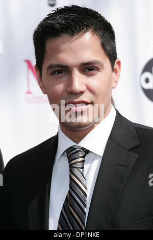 7. Mai 2006; Los Angeles, Kalifornien, USA; Schauspieler JAY HERNANDEZ während Ankünfte in den NCLR ALMA Awards 2006 im Shrine Auditorium. Obligatorische Credit: Foto von Jerome Ware/ZUMA Press. (©) Copyright 2006 von Jerome Ware Stockfoto