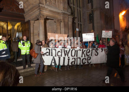 Landworkers Allianz bringt Kleinbauern zur Kenntnis der großen Agrar Oxford Landwirtschaft Konferenz laufen Stockfoto