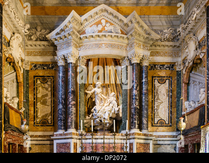 Skulptur "Ekstase der Heiligen Theresa", Cornaro Kapelle, Kirche Santa Maria della Vittoria, Rom, Latium, Italien Stockfoto