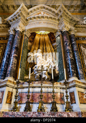 Skulptur "Ekstase der Heiligen Theresa", Cornaro Kapelle, Kirche Santa Maria della Vittoria, Rom, Latium, Italien Stockfoto