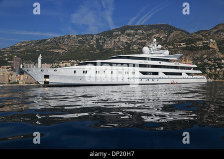 Motoryacht, Indian Empress, gebaut von Oceanco, vor Anker, Monaco Stockfoto