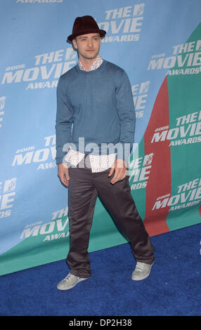 3. Juni 2006; Los Angeles, Kalifornien, USA;  Sänger JUSTIN TIMBERLAKE bei den 2006 Mtv Movie Awards statt in den Sony Studios.                              Obligatorische Credit: Foto von Paul Fenton/ZUMA KPA... (©) Copyright 2006 von Paul Fenton Stockfoto