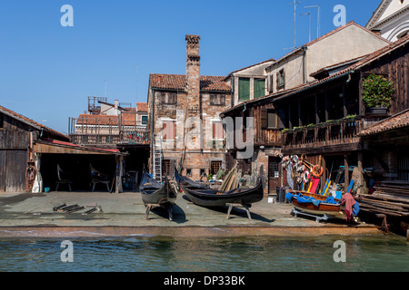 09.07.2013 Gondel Werkstatt von Squero San Trovaso in Venedig, Italien Stockfoto