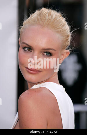 21. Juni 2006; Westwood, Kalifornien, USA; Schauspielerin KATE BOSWORTH bei der Weltpremiere von "Superman Returns" statt auf den Mann Dorf und Bruin Theater. Obligatorische Credit: Foto von Lisa O'Connor/ZUMA Press. (©) Copyright 2006 von Lisa O'Connor Stockfoto