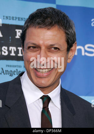 22. Juni 2006; Westwood, Kalifornien, USA; Schauspieler JEFF GOLDBLUM in "Der Teufel trägt Prada" Los Angeles Premiere, die Los Angeles Film Festival öffnet statt im Mann Village Theatre. Obligatorische Credit: Foto von Lisa O'Connor/ZUMA Press. (©) Copyright 2006 von Lisa O'Connor Stockfoto