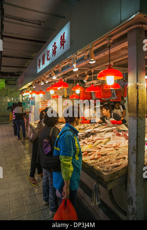 Frischer Fisch Stall, Wan Chai Markt, Hong Kong Stockfoto