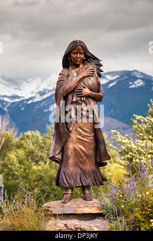 Statue von Sacajawea, Shoshone Frau Agnes Vincen Talbot, Sacajawea Center in Salmon, Idaho, USA Stockfoto