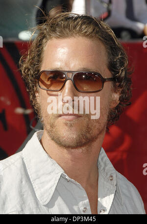 12. Juli 2006; Hollywood, Kalifornien, USA; Schauspieler MATTHEW McCONAUGHEY auf der 2006 vergibt ESPY im Kodak Theatre. Obligatorische Credit: Foto von Vaughn Youtz/ZUMA Press. (©) Copyright 2006 von Vaughn Youtz Stockfoto