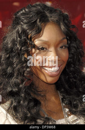 12. Juli 2006; Hollywood, Kalifornien, USA; Musiker BRANDY bei den 2006 ESPY Awards im Kodak Theatre. Obligatorische Credit: Foto von Vaughn Youtz/ZUMA Press. (©) Copyright 2006 von Vaughn Youtz Stockfoto