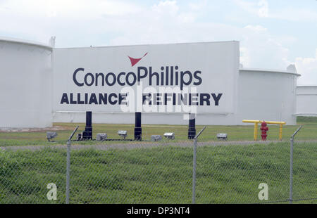 14. Juli 2006; Belle Chasse, LA, USA; Die Allianz-Raffinerie, befindet sich in Belle Chasse, LA, auf dem Mississippi, ist etwa 25 Meilen südlich von New Orleans und 63 Meilen nördlich des Golfs von Mexiko. Die Raffinerie hat eine Verarbeitungskapazität von 247 MBPD Rohöl und inländischen Erdöl durch die Pipeline und internationalen Rohöle über den Louisiana-Offshore-Öl-Port erhält.  Obligatorische Credit: Ph Stockfoto