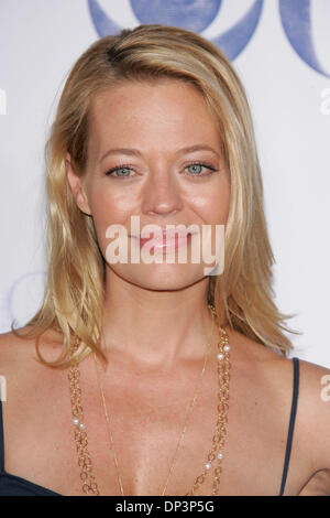 15. Juli 2006; Pasadena, Kalifornien, USA; Schauspielerin JERI RYAN in der Summer Press Tour 2006 - CBS Party statt in der Rose Bowl. Obligatorische Credit: Foto von Lisa O'Connor/ZUMA Press. (©) Copyright 2006 von Lisa O'Connor Stockfoto