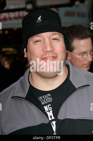 17. Juli 2006; Westwood, Kalifornien, USA; Schauspieler KEVIN JAMES auf der "Monster House" Los Angeles Premiere statt im Village Theatre. Obligatorische Credit: Foto von Lisa O'Connor/ZUMA Press. (©) Copyright 2006 von Lisa O'Connor Stockfoto