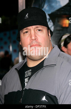 17. Juli 2006; Westwood, Kalifornien, USA; Schauspieler KEVIN JAMES auf der "Monster House" Los Angeles Premiere statt im Village Theatre. Obligatorische Credit: Foto von Lisa O'Connor/ZUMA Press. (©) Copyright 2006 von Lisa O'Connor Stockfoto