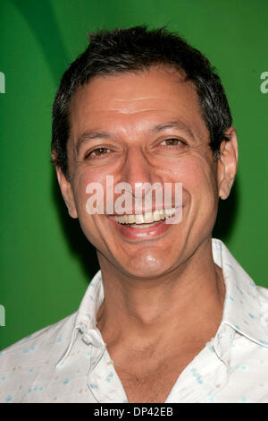 22. Juli 2006; Pasadena, Kalifornien, USA; Schauspieler JEFF GOLDBLUM am Summer Press Tour 2006 - NBC-Party statt im Huntington Ritz-Carlton Hotel. Obligatorische Credit: Foto von Lisa O'Connor/ZUMA Press. (©) Copyright 2006 von Lisa O'Connor Stockfoto