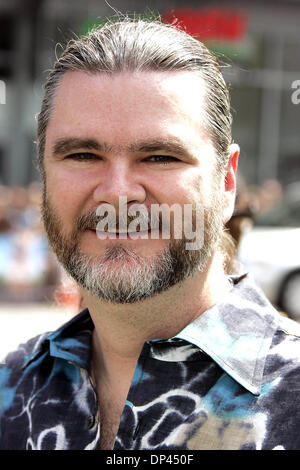 24. Juli 2006 - Chinese Theater, Hollywood, LOS ANGELES, USA - K49069. JOHN A. DAVIS. DIE Ameise BULLY - PREMIERE - GRAUMAN CHINESE THEATER, HOLLYWOOD, Kalifornien - 23.07.2006 (Kredit-Bild: © Globe Photos/ZUMAPRESS.com) Stockfoto