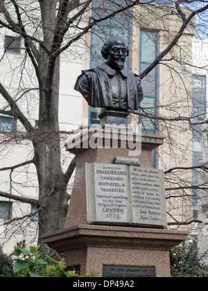 Büste von William Shakespeare Statue Love Lane London EC2 England Stockfoto