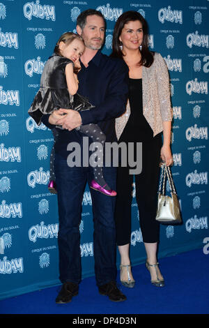 LONDON, ENGLAND - Januar 07: besucht die "Cirque Du Soleil: Quidam" Opening Night in der Royal Albert Hall am 7. Januar 2014 in London, England. (Foto: siehe Li) Stockfoto