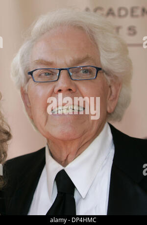 12. August 2006; North Hollywood, Kalifornien, USA; STAN FREBERG kommt bei der 58. Jahrestagung Los Angeles Bereich Emmy Awards an der Academy of Television Arts and Sciences. Obligatorische Credit: Foto von J. P. Yim/ZUMA Press. (©) Copyright 2006 von J. P. Yim Stockfoto