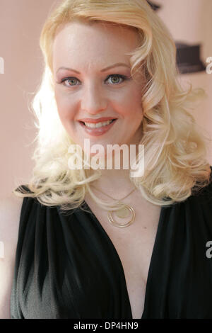 12. August 2006; North Hollywood, Kalifornien, USA; Schauspielerin WENDY McLENDON kommt bei der 58. Jahrestagung Los Angeles Bereich Emmy Awards an der Academy of Television Arts and Sciences. Obligatorische Credit: Foto von J. P. Yim/ZUMA Press. (©) Copyright 2006 von J. P. Yim Stockfoto