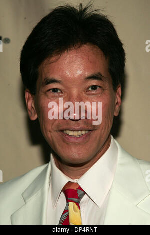 23. August 2006; Los Angeles, Kalifornien, USA; Schauspieler PETER KWONG bei Ankunft an der Academy of Television Arts und Sciences Writers' Peer Group Emmy nominierte Rezeption statt auf Französisch 75 in Los Angeles. Obligatorische Credit: Foto von Jerome Ware/ZUMA Press. (©) Copyright 2006 von Jerome Ware Stockfoto