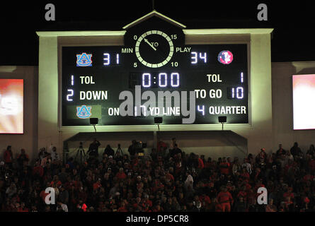 Pasadena, CA, USA. 6. Januar 2014. Die endgültige Anzeigetafel während der BCS National Championship College-Football-Spiel zwischen der Auburn Tigers und der Florida State Seminolen im Rose Bowl Stadium in Pasadena, FSU schlagen Auburn 34-31 California Kredit: Cal Sport Media/Alamy Live News Stockfoto