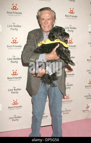 Sep 14, 2006; Los Angeles, Kalifornien, USA;   Schauspieler ROBERT CULP auf der The Lint Roller Party (beste Freunde Anumal Gesellschaft jährliche Spendenaktion zugunsten herrenloser Tiere in Los Angeles) statt an Smashbox Studios in Culver City. Obligatorische Credit: Foto von Paul Fenton/ZUMA KPA... (©) Copyright 2006 von Paul Fenton Stockfoto