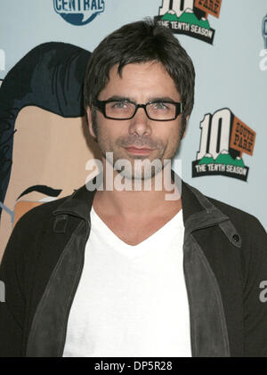 Sep 21, 2006; Los Angeles, Kalifornien, USA;  Schauspieler JOHN STAMOS auf Comedy Central feiert statt der 10. Staffel von South Park in der Menge Studios in Hollywood. Obligatorische Credit: Foto von Paul Fenton/ZUMA KPA... (©) Copyright 2006 von Paul Fenton Stockfoto