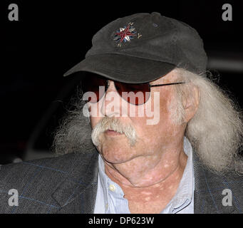 4. Oktober 2006; Hollywood, Kalifornien, USA; Musiker DAVID CROSBY bei der Premiere von "Man of the Year" in Grauman's Chinese. Obligatorische Credit: Foto von Vaughn Youtz. (©) Copyright 2006 von Vaughn Youtz. Stockfoto