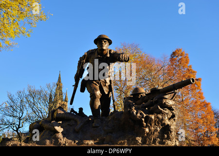 Cameronians (Scottish Rifles) Kriegerdenkmal im Kelvingrove Park, Glasgow, Schottland Stockfoto