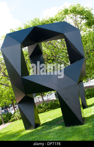 Moondog von Tony Smith in der National Gallery of Art Sculpture Garden in Washington DC, USA Stockfoto